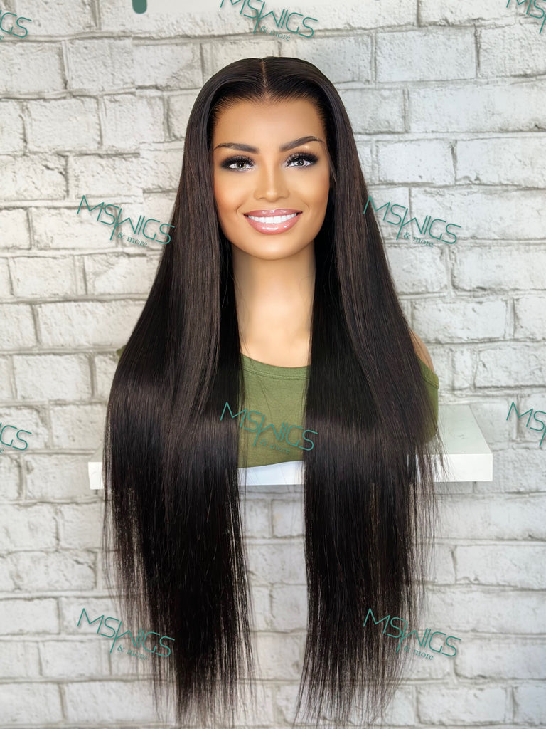Becky (24 inches) HD Frontal